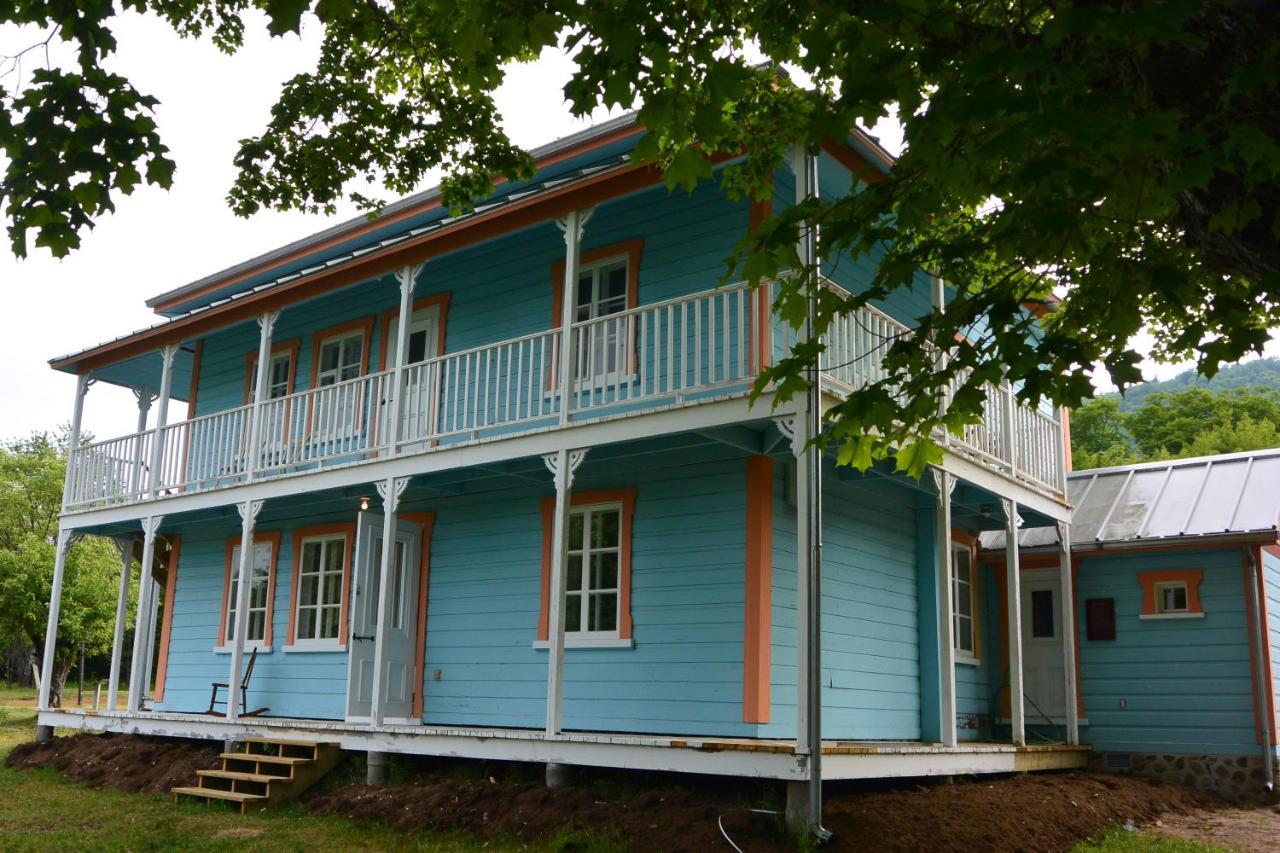 Auberge De Jeunesse Du Domaine A Liguori Petite-Riviere-Saint-Francois Exterior photo